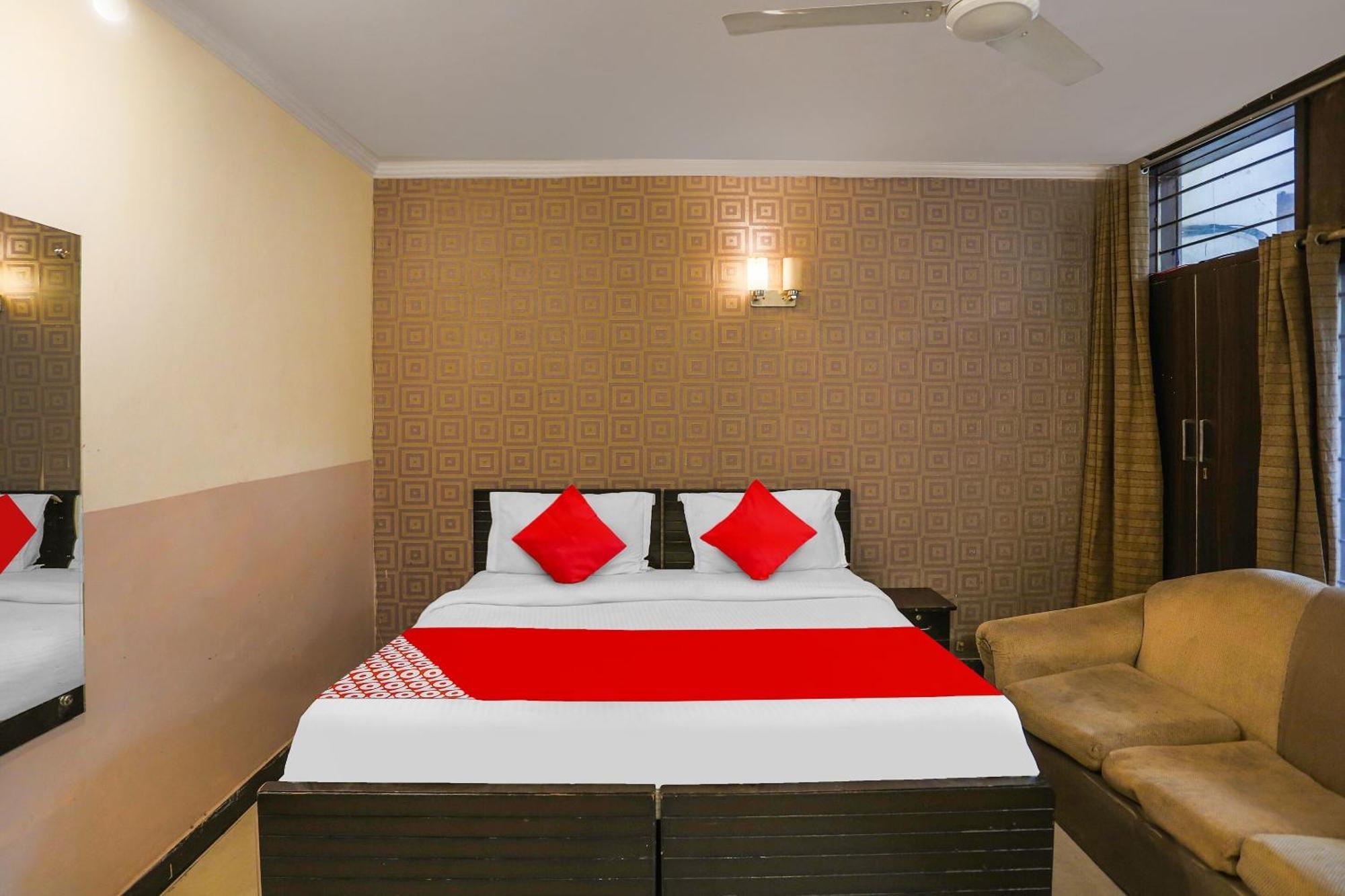 Hotel O Royal Galaxy نيودلهي المظهر الخارجي الصورة