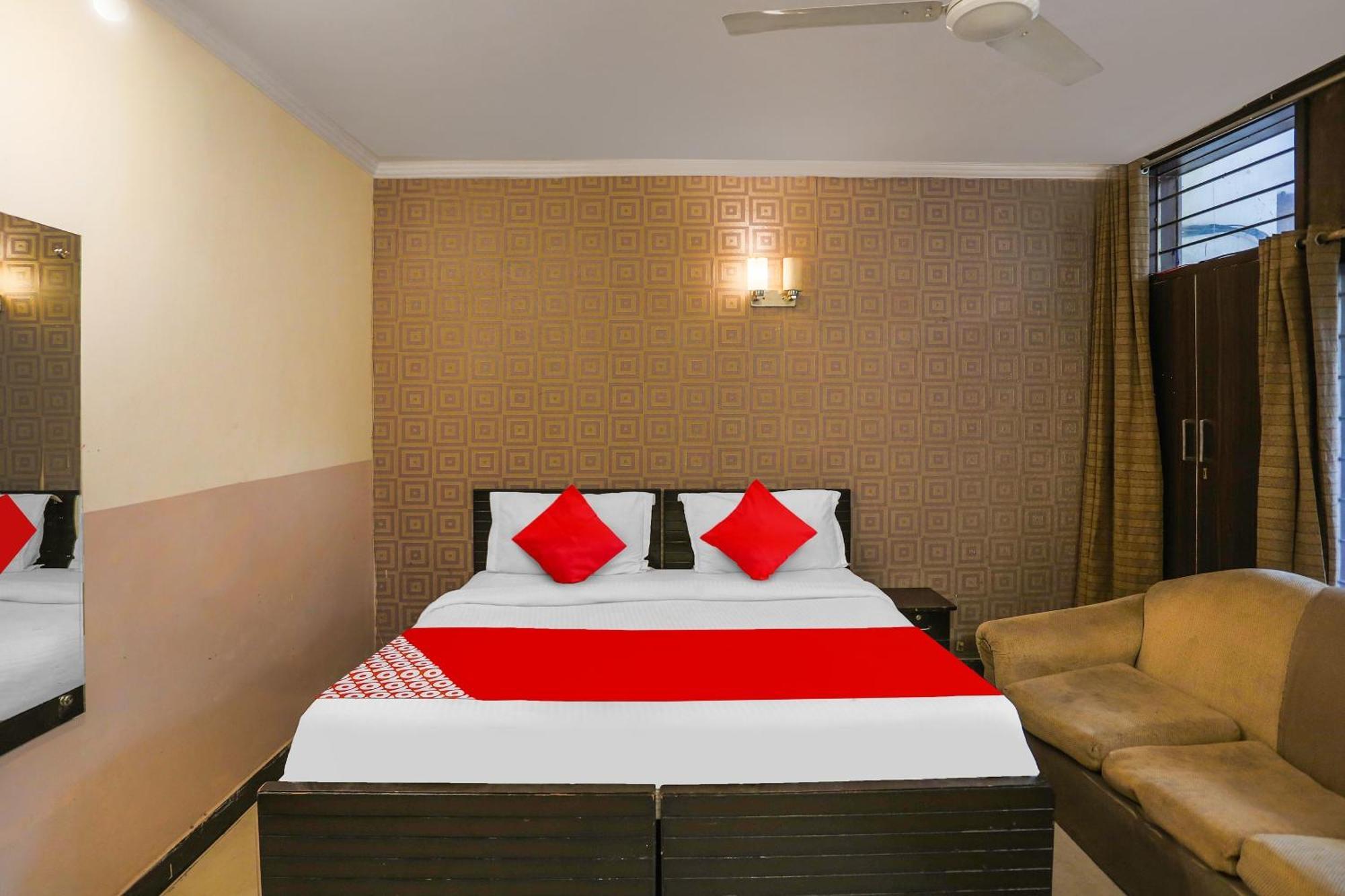 Hotel O Royal Galaxy نيودلهي المظهر الخارجي الصورة